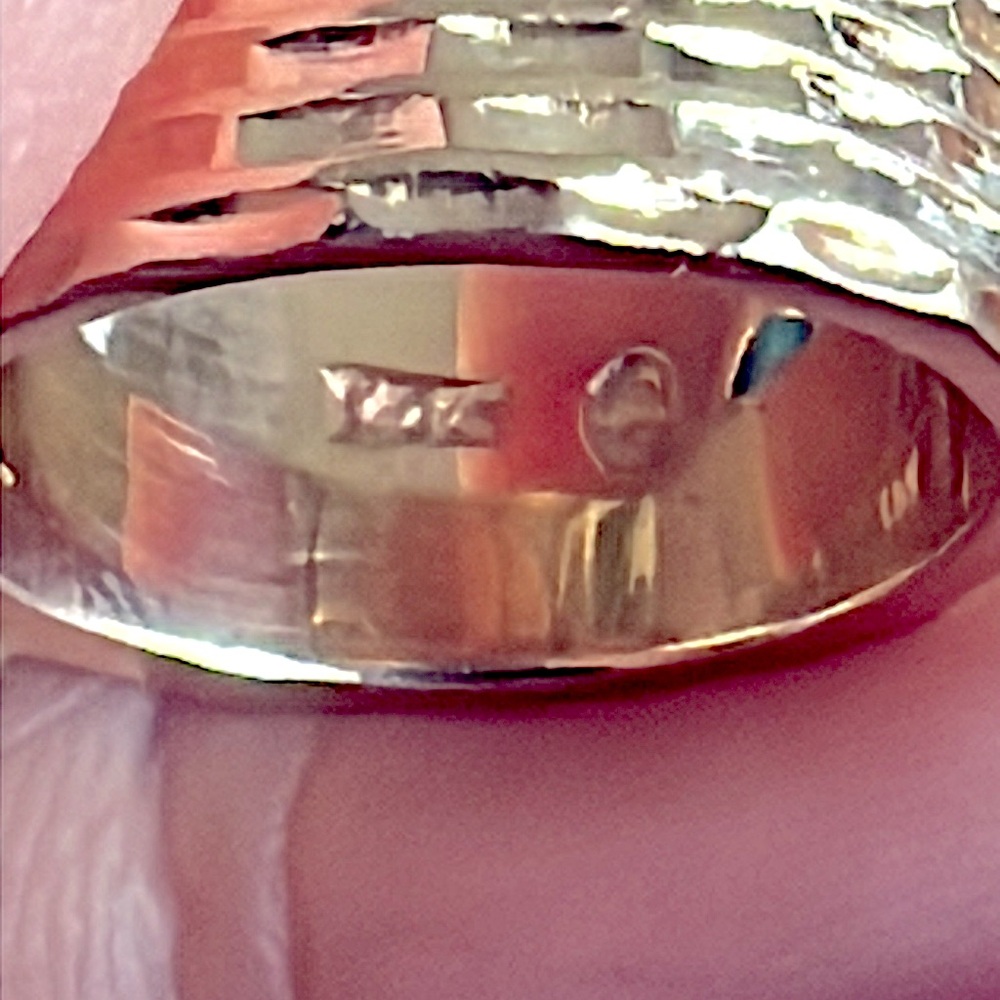 14 karat gold and sleeping beauty ring - Picture 7 of 8